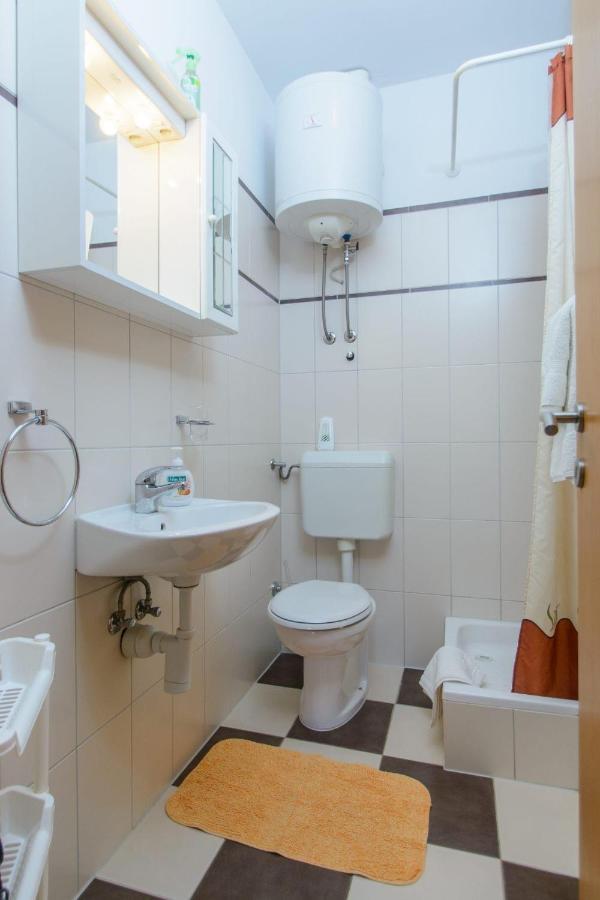 Apartments Anton Vinisce ภายนอก รูปภาพ